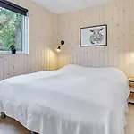 Luxury Retreat In Vaeggerlose *