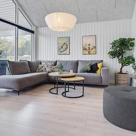 Luxury Retreat In Vaeggerlose *