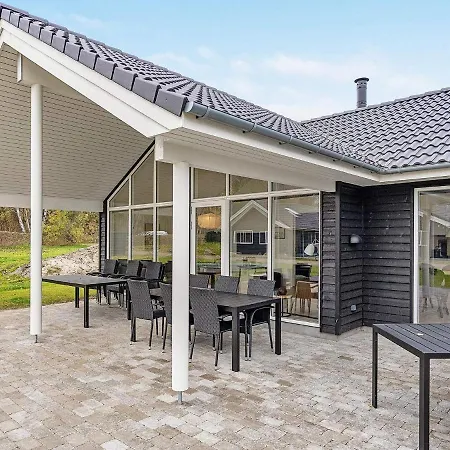 펜션 Luxury Retreat In Vaeggerlose