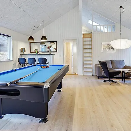 Luxury Retreat In Vaeggerlose بيت للعطل
