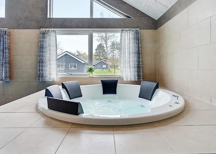 Luxury Retreat In Vaeggerlose Bøtø By